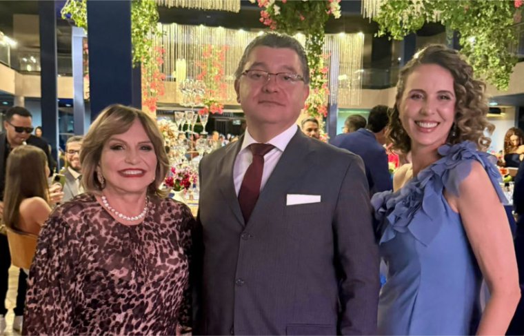 Dra. Janice Painkow, Dr. Reginaldo Abdala  e Dra. Adalgele Blois 