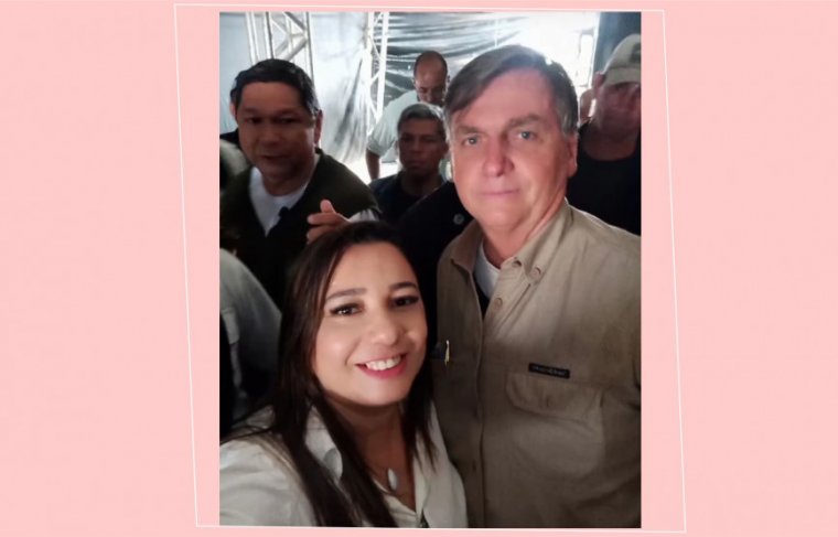 Presidente Jair Bolsonaro e a cerimonialista Débora Luz - Reprodução // Efeito: Cícera Maria