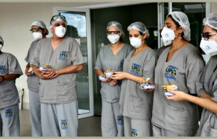 Membros da equipe linha de frente Covid-19 do Hospital Municipal de Campanha de Araguaína - Crédito: Álbum de Família