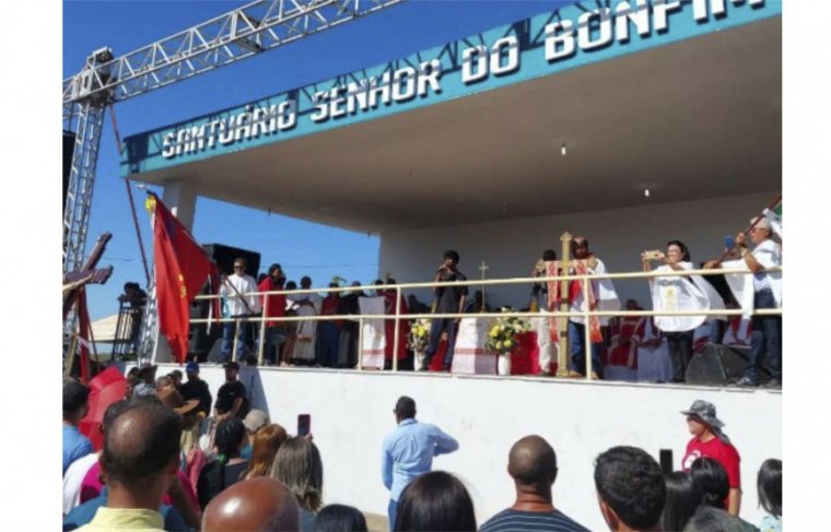 Panorâmica altar da missa Campal do Senhor do Bonfim Foto: Reprodução 