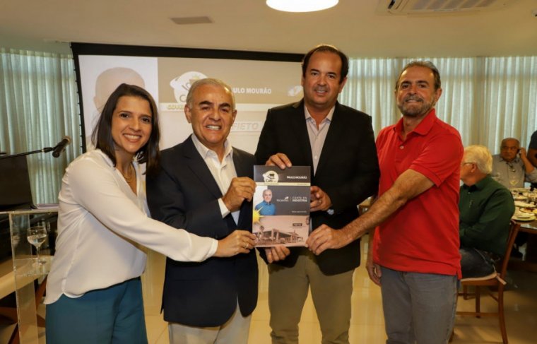 Presidente da Fieto, Roberto Pires, candidato ao governo do Tocantins, Paulo Mourão e a vice na chapa professora Germana Pires e do candidato ao Senado, Vilela do PT Foto: Adilvan Nogueira e Amina Dantas