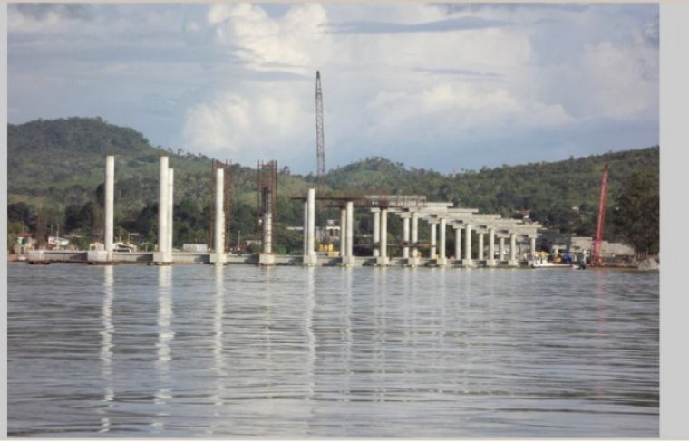 Construção da ponte sobre o rio Araguaia, na BR-153 PA/TO - divisa dos estados do Tocantins e do Pará e que vai interligar as cidades de Xambioá (TO) e São Geraldo do Araguaia (PA) - crédito: Divulgação // Coordenação de Comunicação Social - DNIT