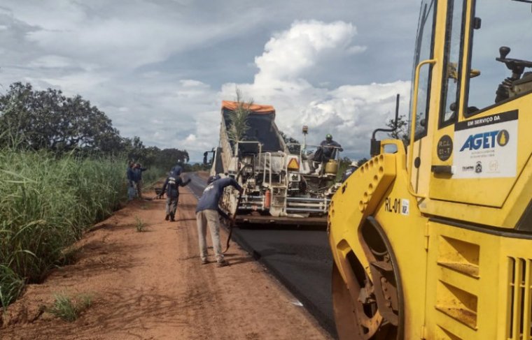 Obras estão em franco desenvolvimento em todas as regiões, de norte a sul, beneficiando todos os 139 municípios 