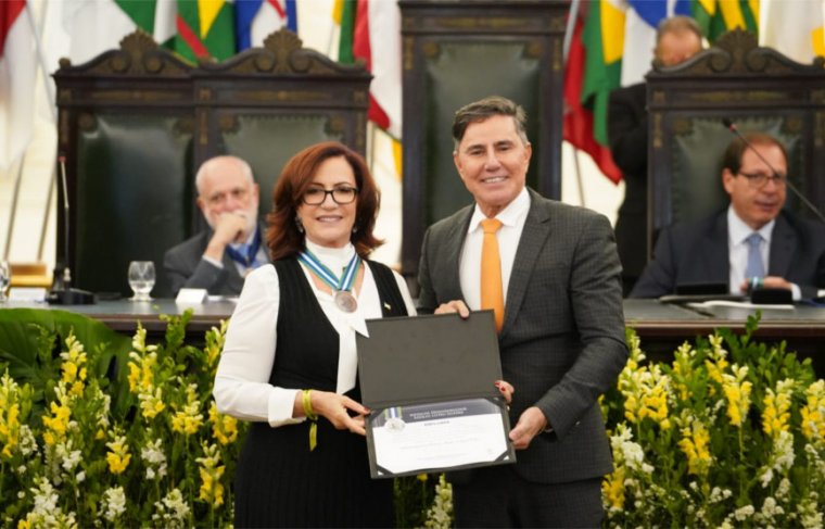 Corregedor-geral da Justiça do PJBA, desembargador José Edivaldo Rotondano (dir) e o corregedora-geral da Justiça do Tocantins, desembargadora Etelvina Maria Sampaio Felipe.  