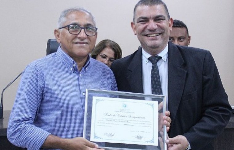  Presidente da Câmara Municipal de Araguaína, vereador Gideon Soares e Francisco Xavier Foto: Reprodução 