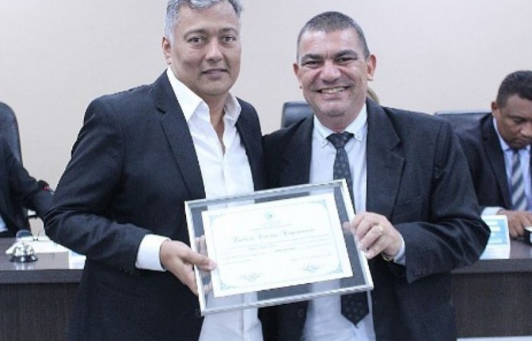 Presidente da Câmara Municipal de Araguaína, vereador Gideon Soares e Laércio Costa Leite  Foto: Reprodução 