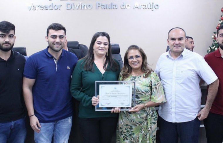 Vereadora Zezé Cardoso, Michelle Faria, Nildo Nunes e Dario Faria Foto: Reprodução 