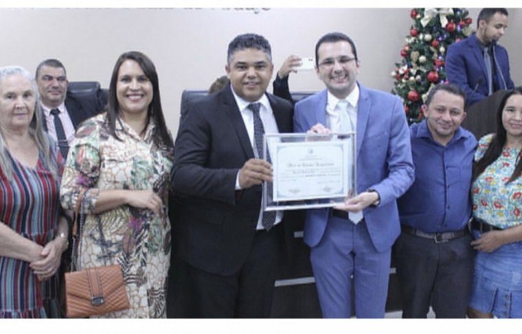 Vereador Marcos Duarte, Edimilson Ferreira da Silva - vice-presidente do campo de Araguaína da Assembleia de Deus - Ministério de Madureira e família. Foto: Reprodução 