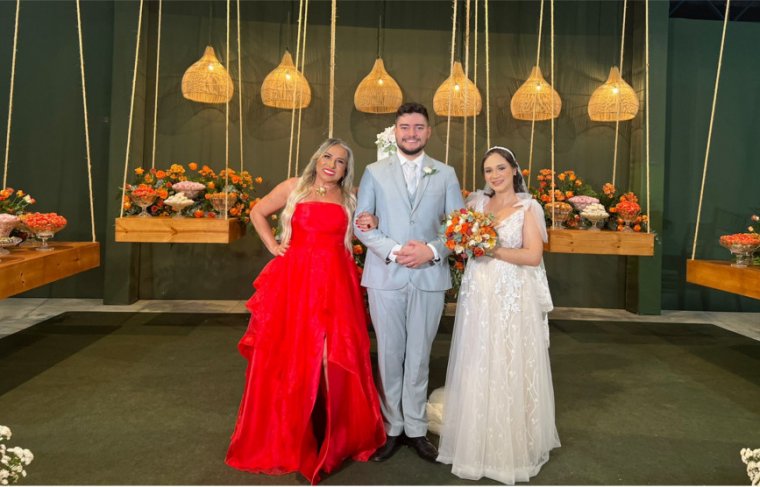 Ana Karoline, Dom Leonardo e Gilda Bonfim 