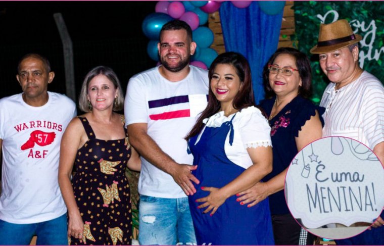 Vovô João Facundes  da Cruz (autônomo), vovó Feliciana da Silva Barros (técnica de laboratório), Fabíola Sélis (jornalista), Murilo Barros (vendedor), vovó Norma C. Cristaldo Sélis (professora) e vovô Plínio Sélis (professor) / esq. p/ dir. - Crédito: Álbum de Família