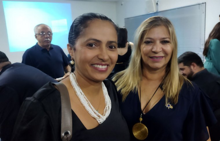 Delma Lopes (esq. p/ dir.) e a presidente do CMEC Tocantins Antônia Lopes Gonçalves Foto: Cícera Maria