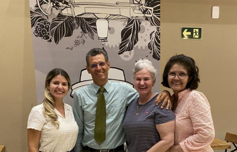 Raniele e Carlos Dutra, Paula Virgínia e Cícera Maria 