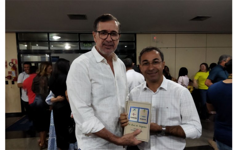 Marivaldo Melo (superintende do Banco da Amazônia e Wagner Rodrigues (prefeito de Araguaína) Foto: CCMNC