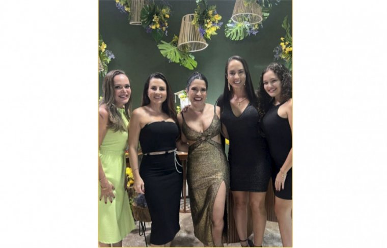 Ludmila Bezerra ( esq. p/ dir.) Veronica Godoi, Alda, Renata Martinazzo e Gabiela Bezerra 