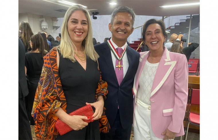 Carla, André Melo e a desembargadora, Ângela Issa Haonat  