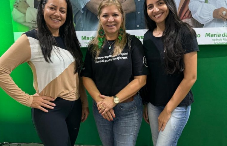 As associadas Selene Ramos (Só Branco), Antonia Lopes e Karyna Fernanda Cruz Ramos (Ideal Madeiras) Foto: Cícera Maria  